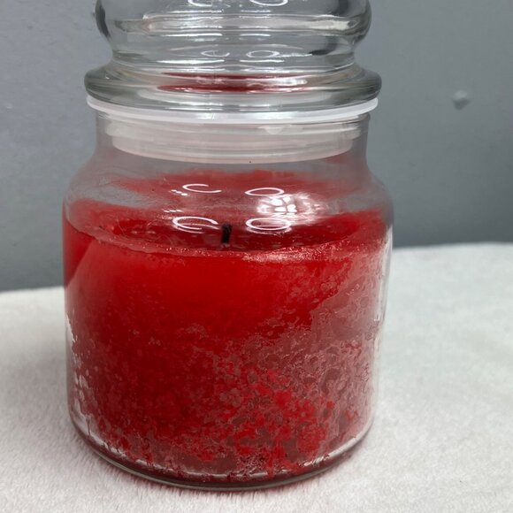 Yankee Candle Mandarin Cranberry Housewarmer Jar Candle .75 Full 14.5 oz Red - Picture 4 of 7